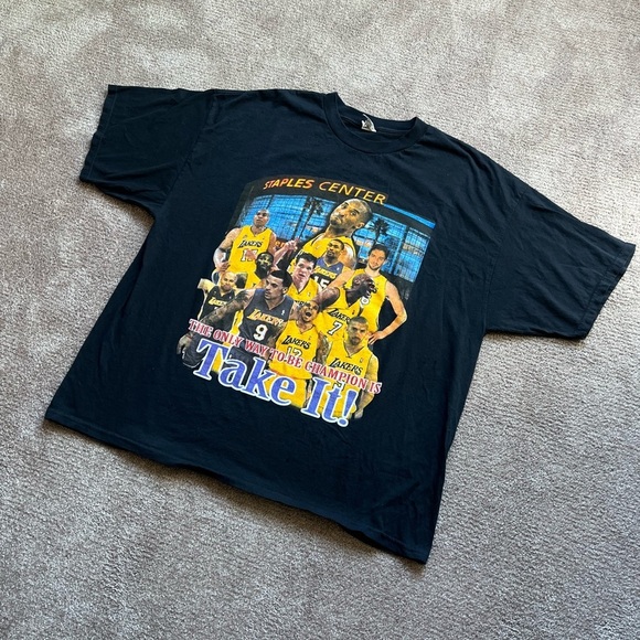 VTG ‘11 Los Angeles Lakers Black Playoff Tee - Picture 2 of 5